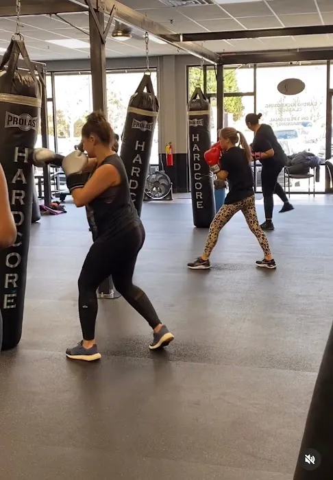 Hardcore Kickboxing Picture 10