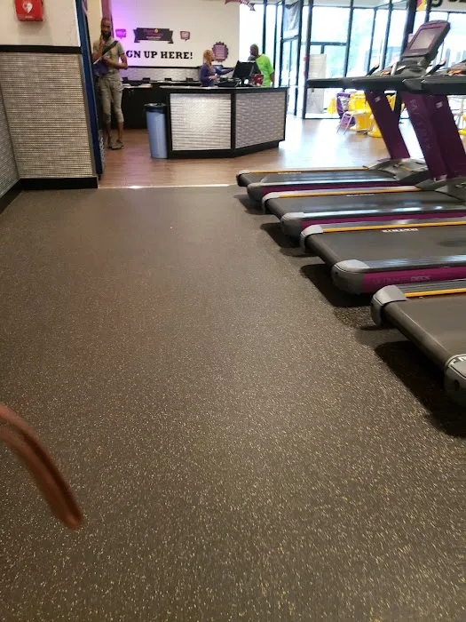 Planet Fitness Picture 5