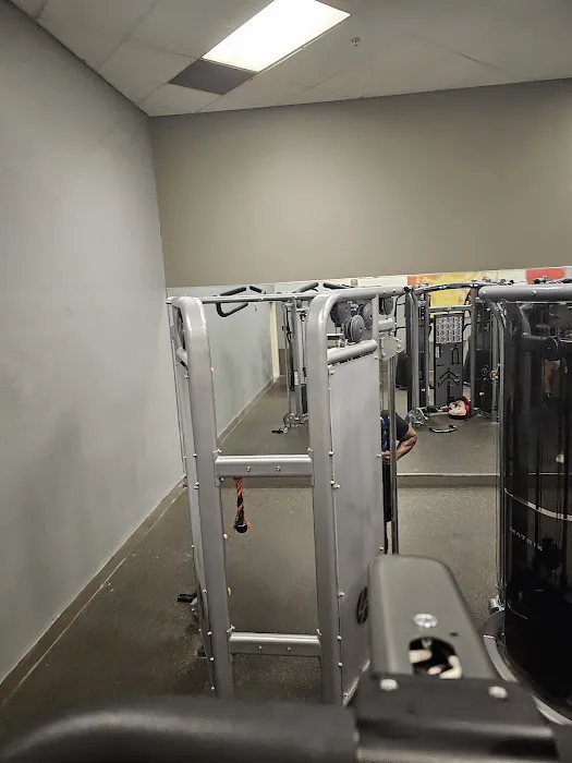 LA Fitness Picture 1