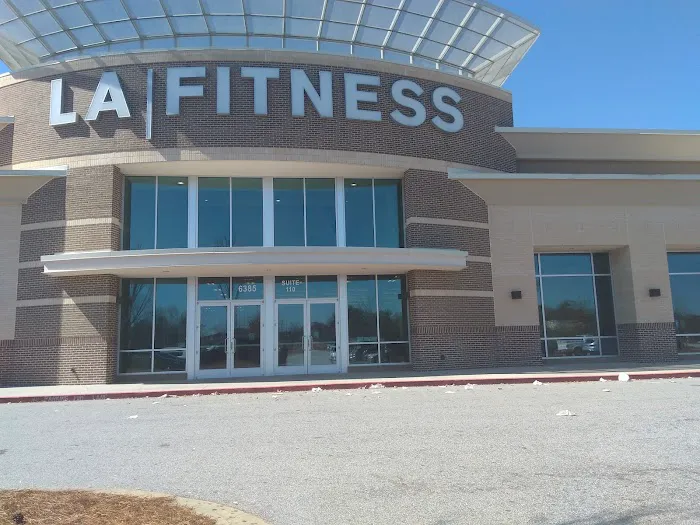 LA Fitness Picture 9