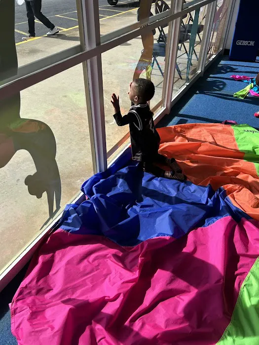 Airborne Gymnastics Club USA Picture 6