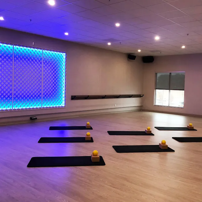 Onelife Fitness Dawsonville Picture 9