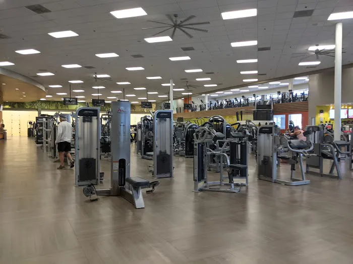 LA Fitness Picture 4