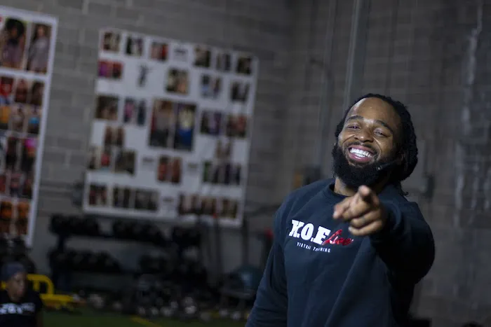 Lovely Bodies Picture 5