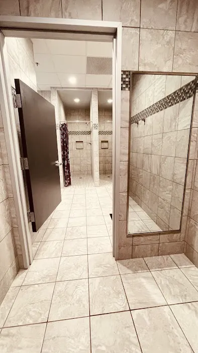 Planet Fitness Picture 7