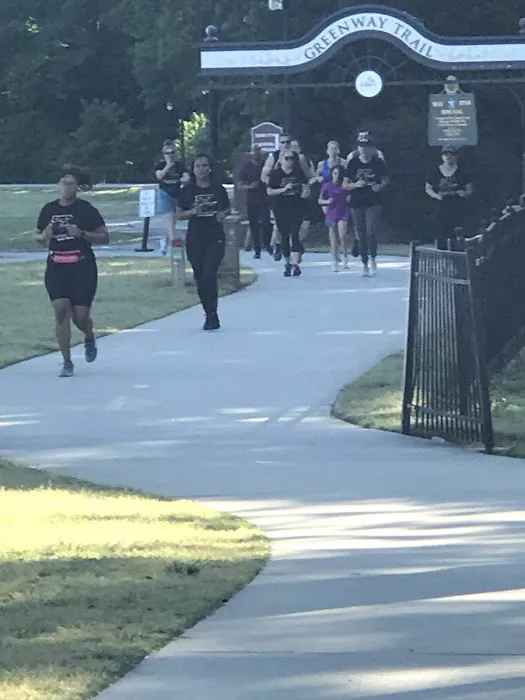 Universal Looks Picture 7