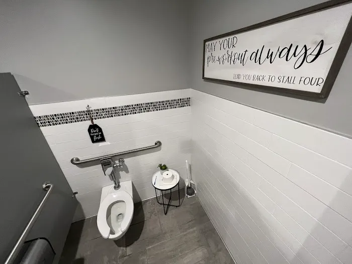 CrossFit 11:24 Picture 6