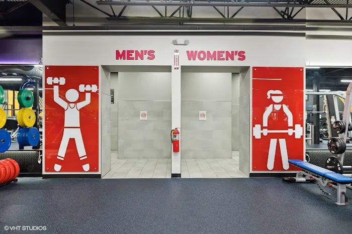 Crunch Fitness - Marietta Picture 7