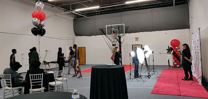 Sweatline Fitness Picture 6