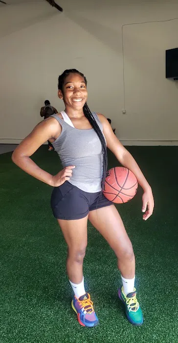 Sweatline Fitness Picture 7