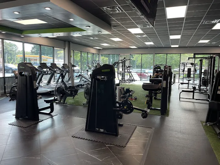 Shock Fitness Studio Picture 9