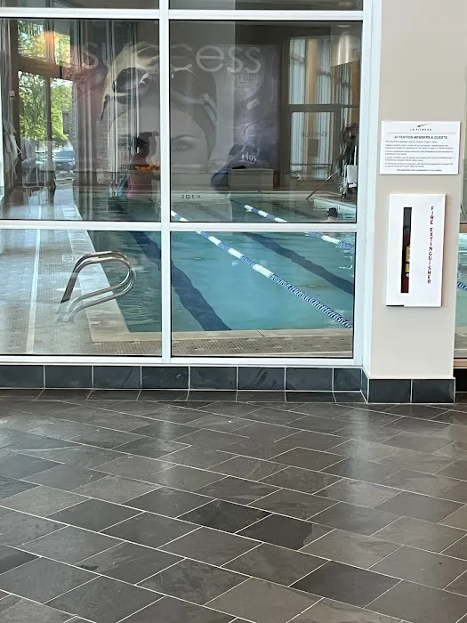 LA Fitness Picture 9