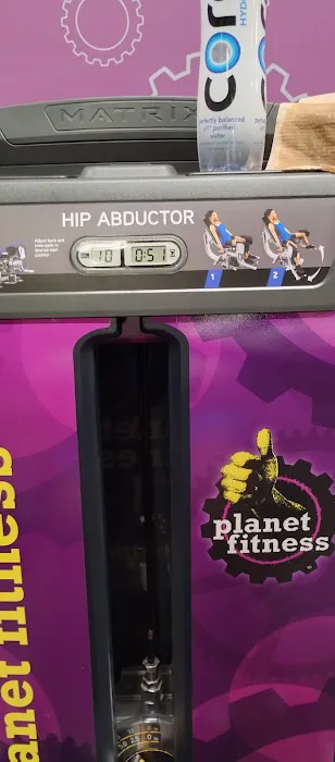 Planet Fitness Picture 5