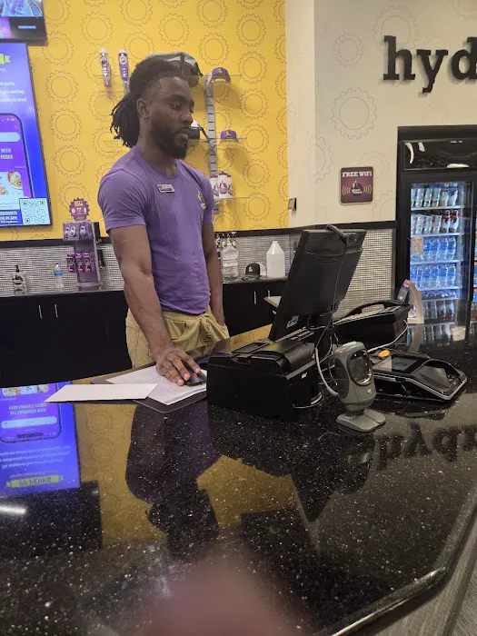 Planet Fitness Picture 6