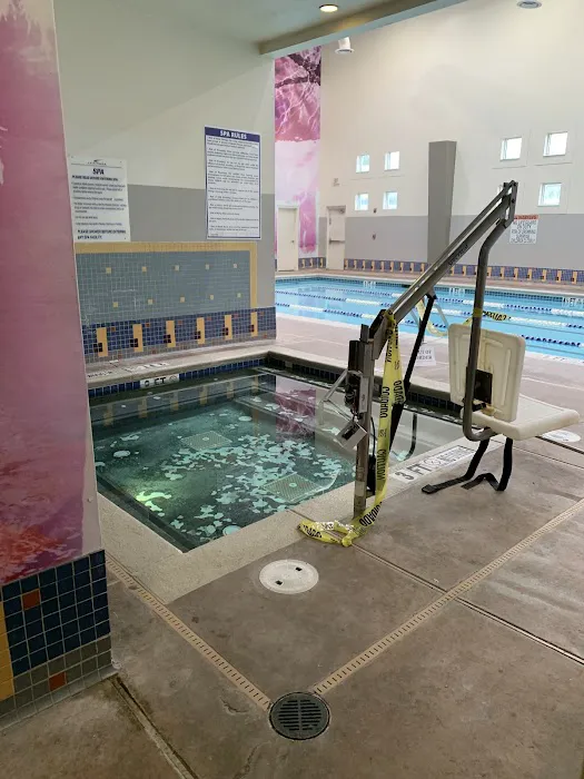 LA Fitness Picture 9