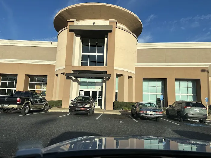 LA Fitness Picture 4