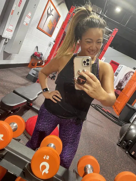 HOTWORX - Marietta, GA - East Cobb Picture 4