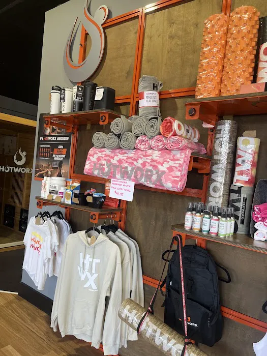 HOTWORX - Marietta, GA - East Cobb Picture 3