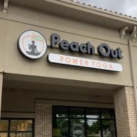 Peach Out Power Yoga ico