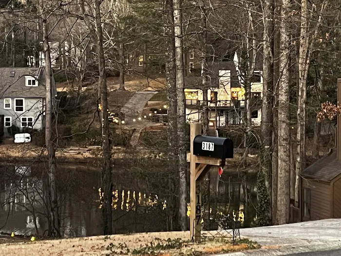 Wicks Lake Courts Picture 4