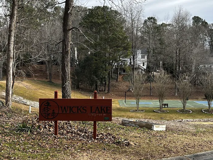 Wicks Lake Courts Picture 1