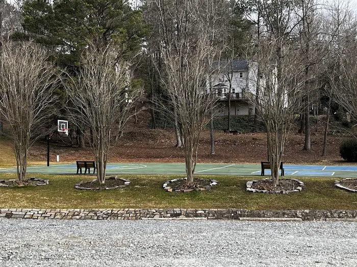 Wicks Lake Courts Picture 3