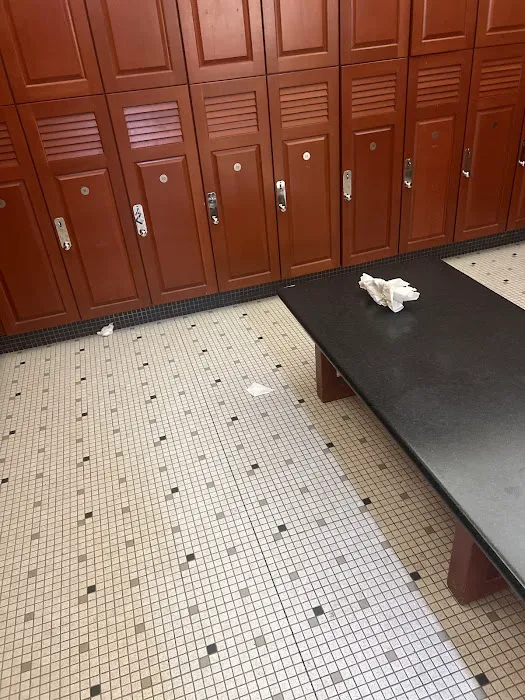 LA Fitness Picture 8