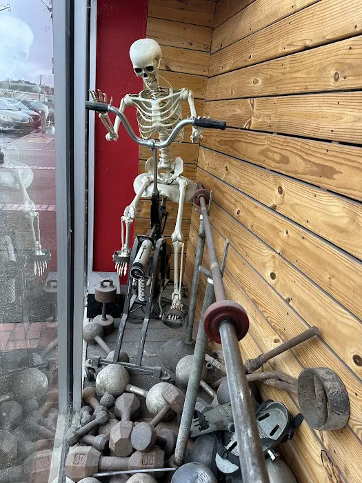 Madhouse Gym Annex Picture 1