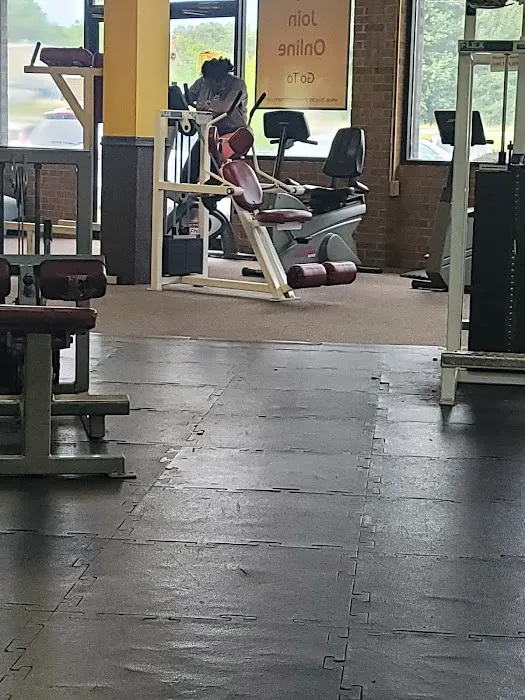 Bruce's New World Fitness Picture 5