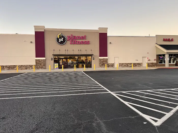 Planet Fitness Picture 7