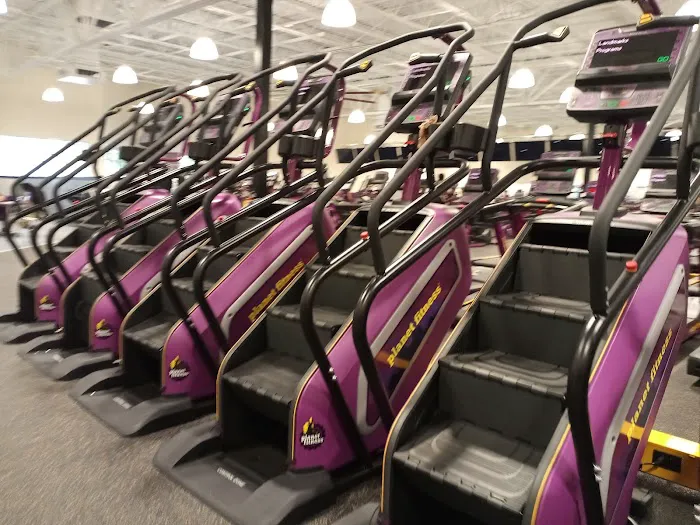 Planet Fitness Picture 9