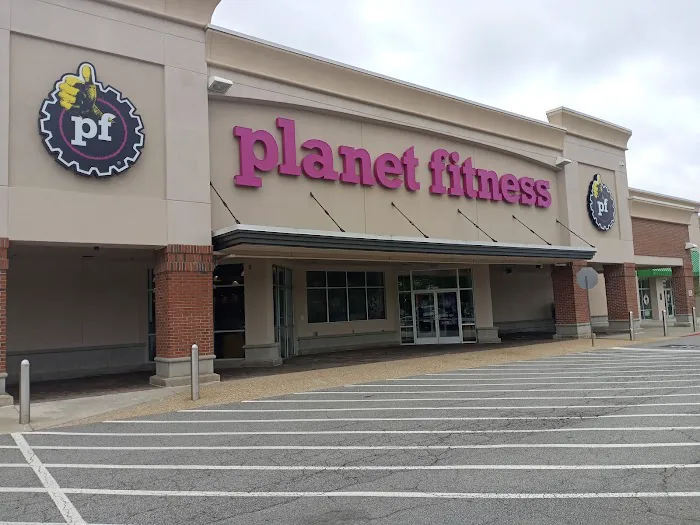 Planet Fitness Picture 6