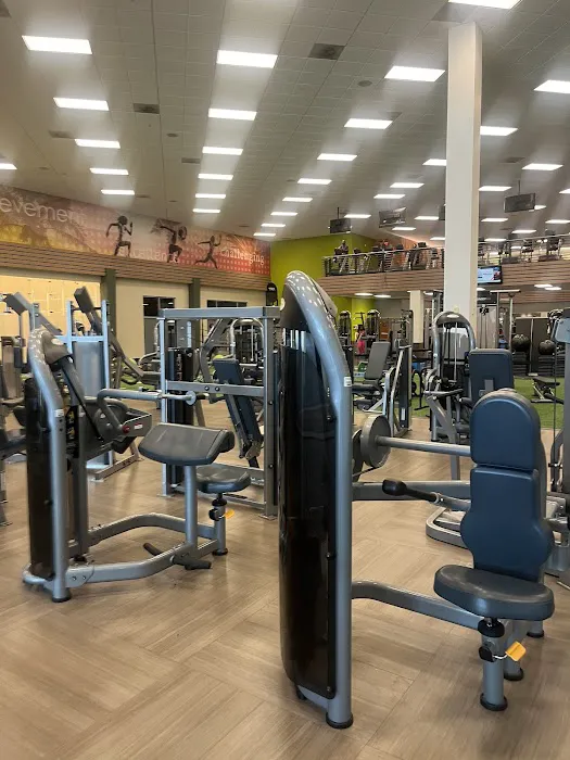 LA Fitness Picture 10
