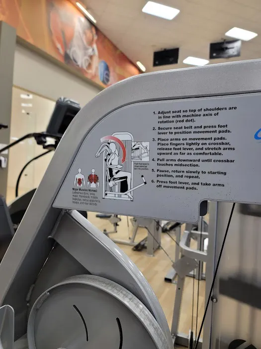 LA Fitness Picture 6