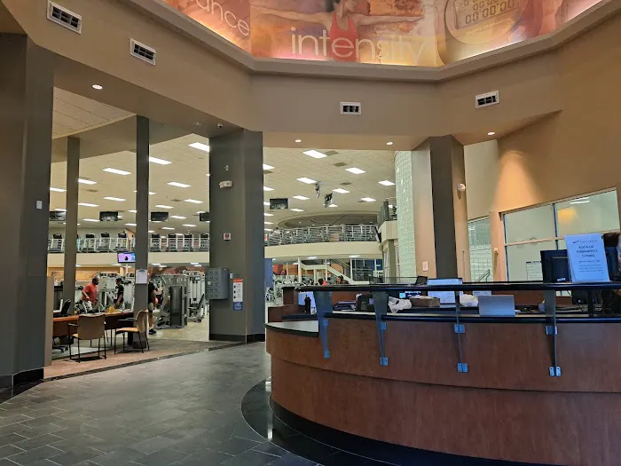 LA Fitness Picture 1