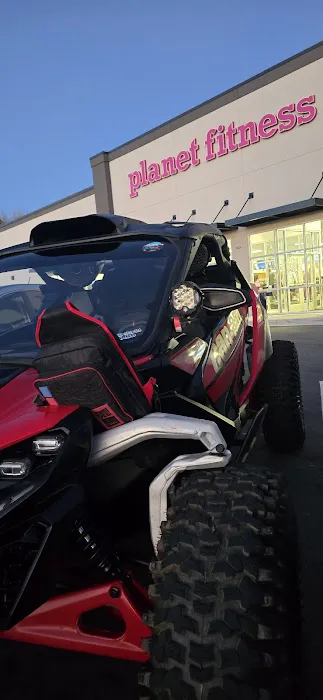 Planet Fitness Picture 9