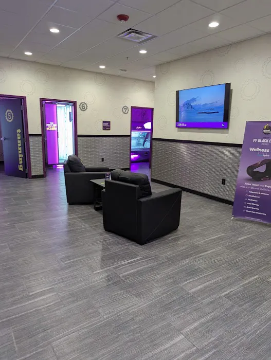 Planet Fitness Picture 2