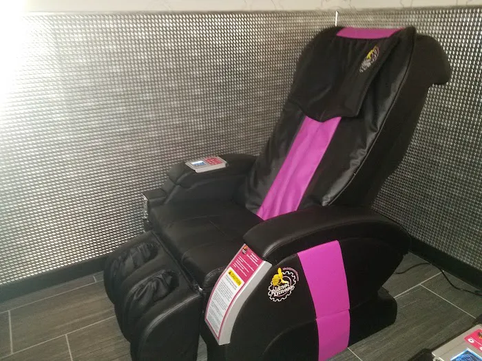 Planet Fitness Picture 6