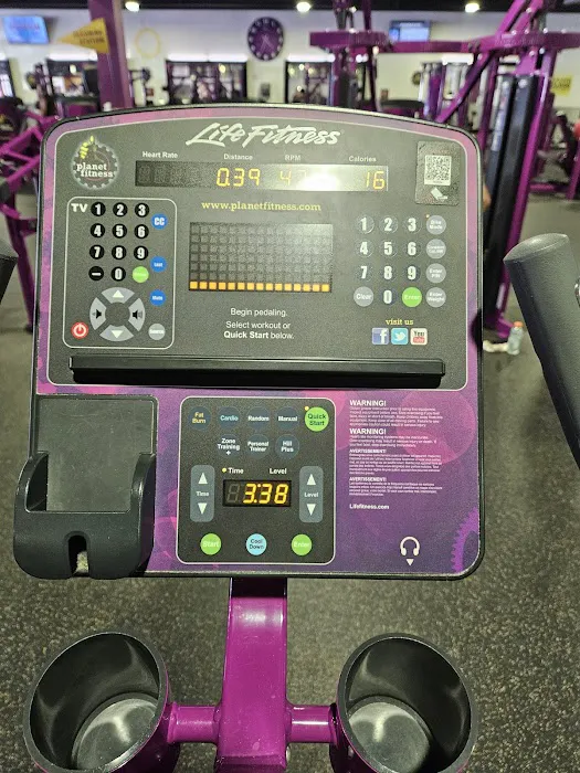 Planet Fitness Picture 3