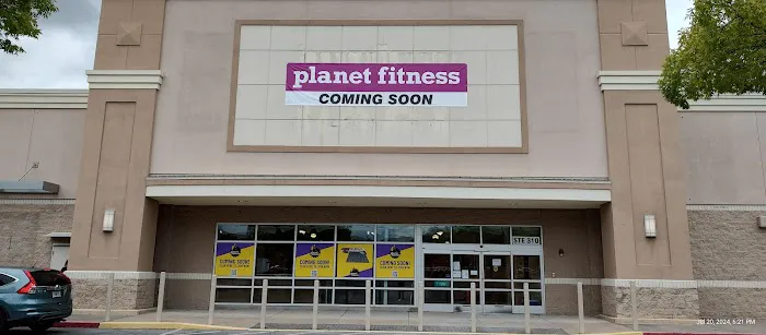 Planet Fitness Picture 3