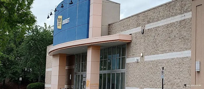 Planet Fitness Picture 4