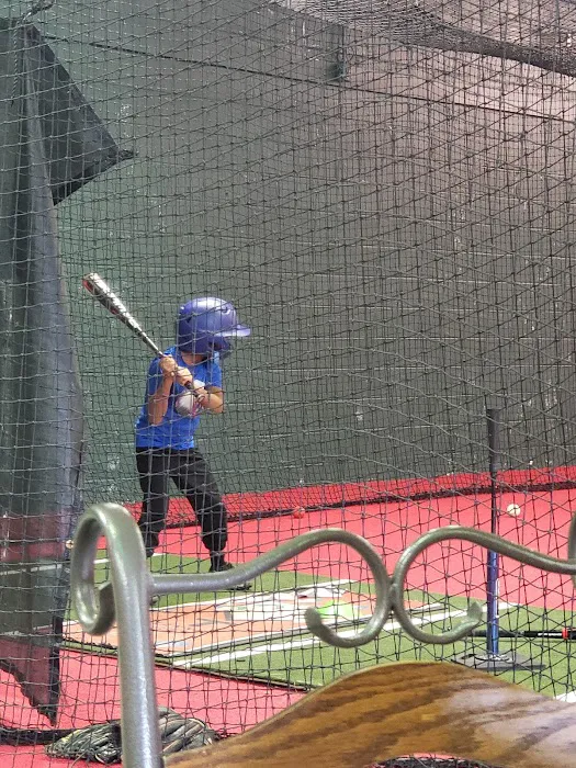 Base2Base Sports Picture 4