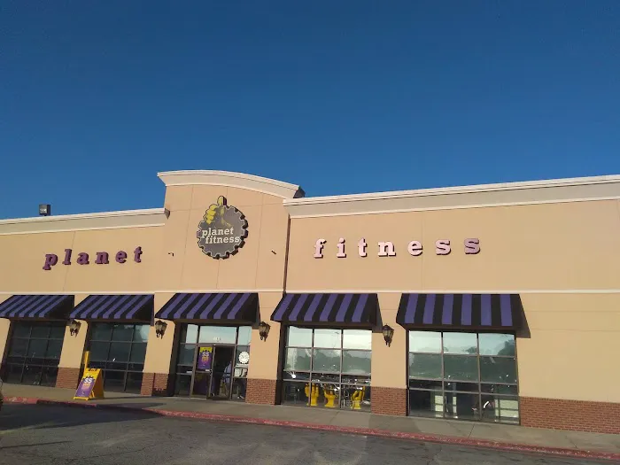 Planet Fitness Picture 4