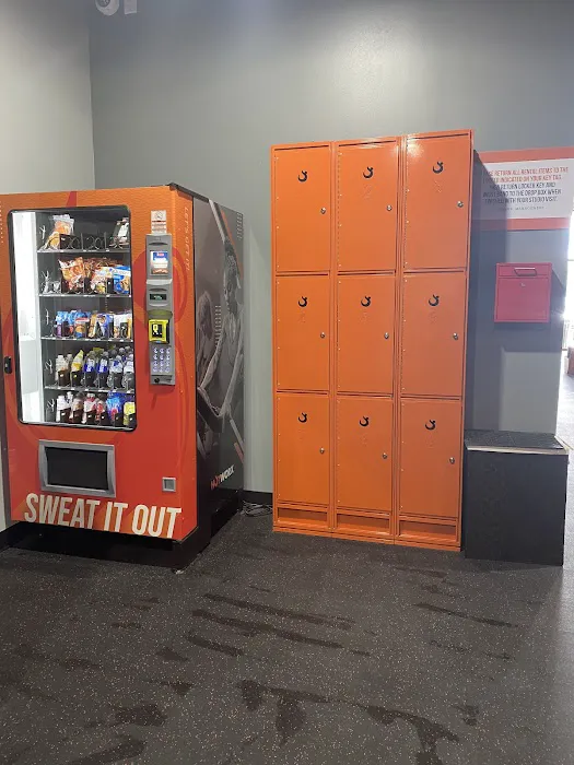 HOTWORX - Douglasville GA - Chapel Hill Rd Picture 8