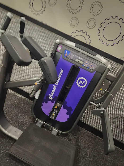Planet Fitness Picture 7