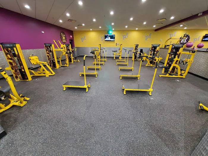 Planet Fitness Picture 8