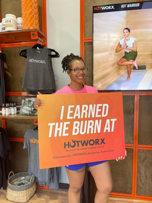 HOTWORX - Kennesaw, GA - Town Center Picture 6