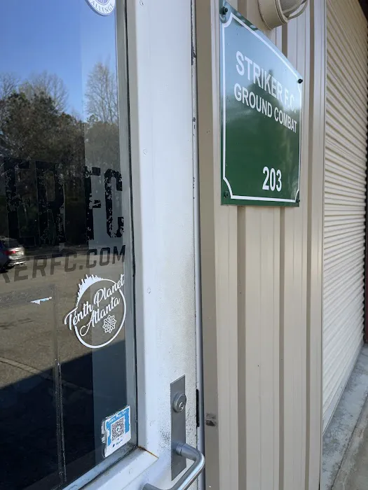 10th planet Atlanta Picture 2