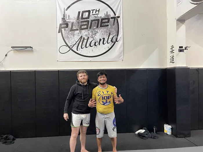 10th planet Atlanta Picture 1