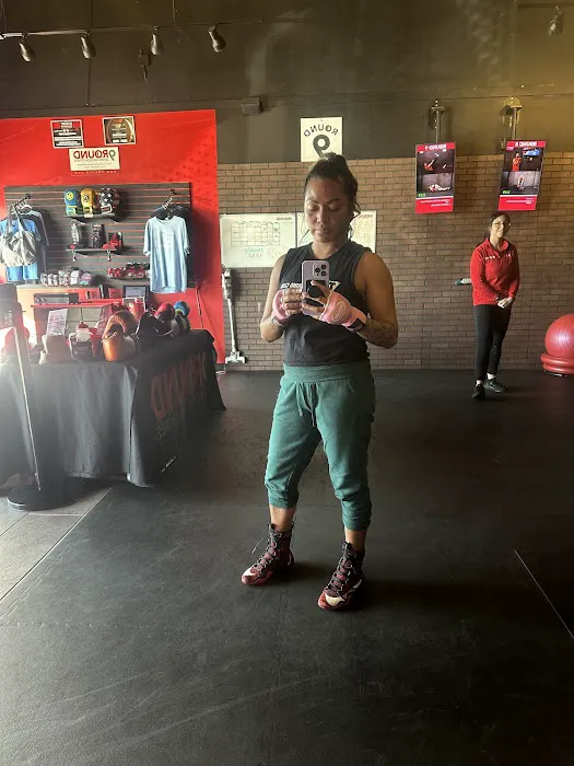 9Round Kickboxing Fitness Picture 7